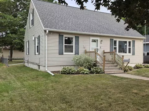465 Walker St, Fond Du Lac, WI 54935