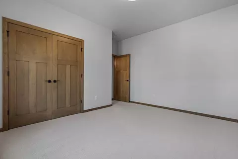 Bedroom - 248 Kerrigan Dr, Wrightstown, WI 54180 photo 5 of 6