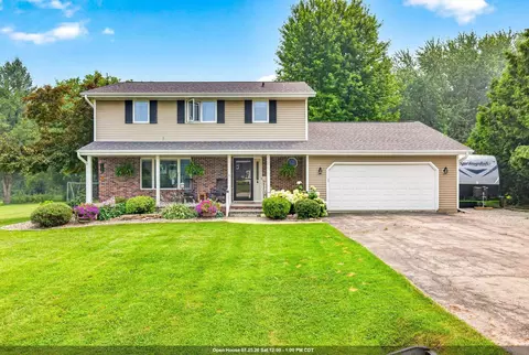 w7681 Hillwood Court, Hortonville, WI 54944