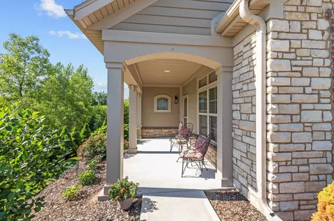 Exterior - 2379 E Glenhurst Ln, Appleton, WI 54913 photo 1 of 13