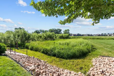 Exterior - 2379 E Glenhurst Ln, Appleton, WI 54913 photo 7 of 13