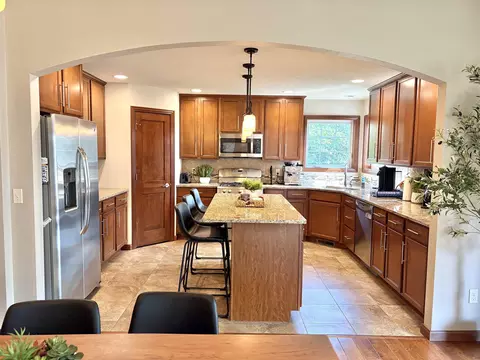 Kitchen - 2701 E Glenhurst Ln, Appleton, WI 54913 photo 1 of 3