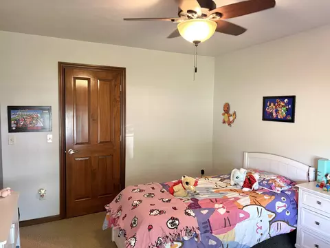 Bedroom - 2701 E Glenhurst Ln, Appleton, WI 54913 photo 4 of 7