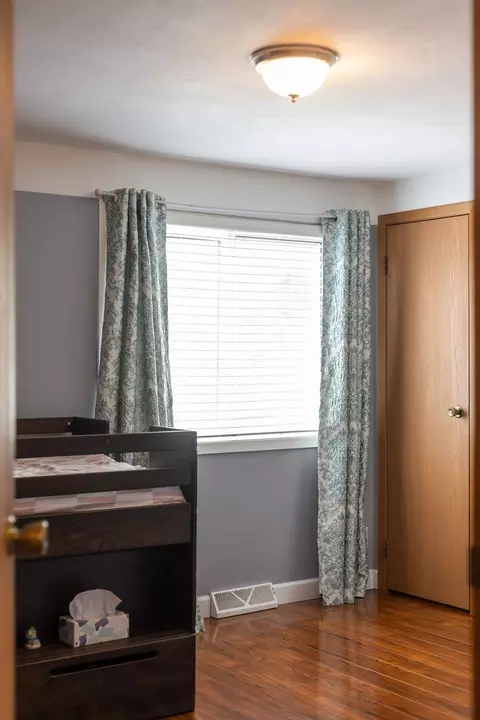 Bedroom - 530 E Mitchell Ave, Appleton, WI 54915 photo 1 of 10