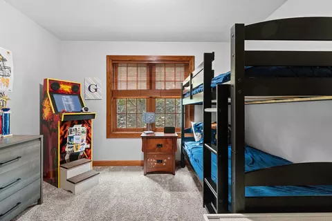 Bedroom - 3901 N Millwood Dr, Appleton, WI 54913 photo 10 of 13