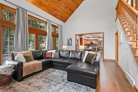 Living - 3901 N Millwood Dr, Appleton, WI 54913 photo 4 of 6