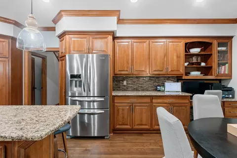 Kitchen - 3901 N Millwood Dr, Appleton, WI 54913 photo 5 of 6