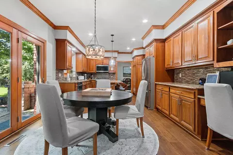 Kitchen - 3901 N Millwood Dr, Appleton, WI 54913 photo 6 of 6