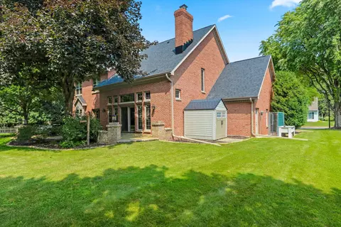 Exterior - 3901 N Millwood Dr, Appleton, WI 54913 photo 12 of 13