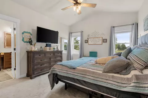 Bedroom - w5638 Hoelzel Way, Appleton, WI 54915 photo 1 of 6