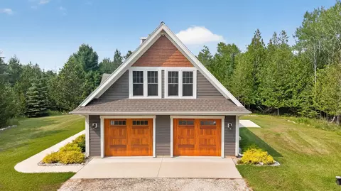 2794 Standing Stone Ln, Baileys Harbor, WI 54202