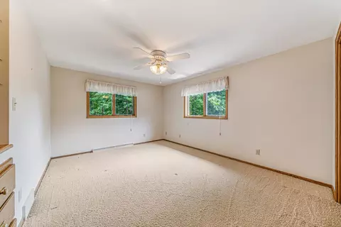 Bedroom - 3324 S White Birch Ln, Appleton, WI 54915 photo 3 of 5