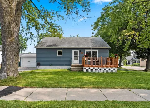 812 9th St, Green Bay, WI 54304
