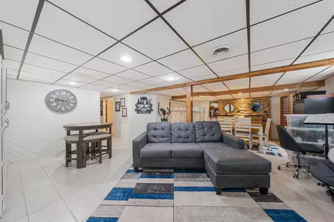 Living - w2221 County Road Uu, Appleton, WI 54913 photo 5 of 5
