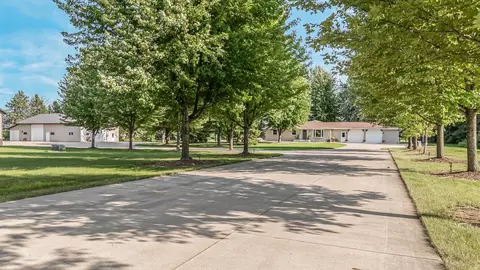 Exterior - w2221 County Road Uu, Appleton, WI 54913 photo 2 of 11