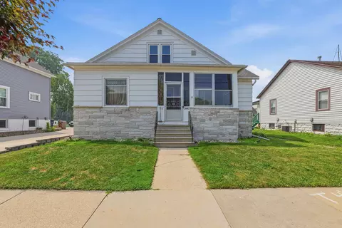 114 E Arndt St, Fond Du Lac, WI 54935