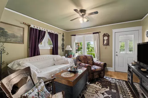 1320 N Harriman St, Appleton, WI 54911 photo 4
