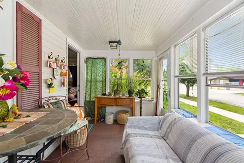 1320 N Harriman St, Appleton, WI 54911 photo 2