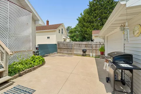 1320 N Harriman St, Appleton, WI 54911 photo 24