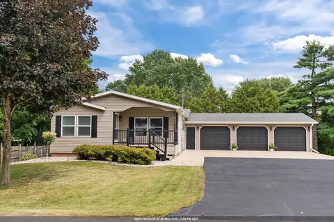 644 S Mill St, Hortonville, WI 54944