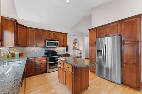 Kitchen - 4732 N Providence Ave #301, Appleton, WI 54913 photo 4 of 4