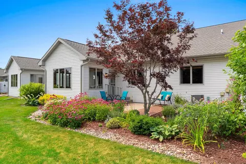 Exterior - 4732 N Providence Ave #301, Appleton, WI 54913 photo 7 of 13