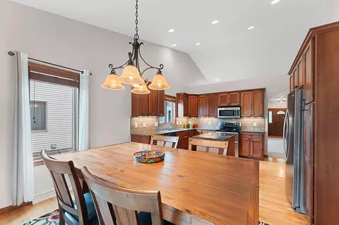 Dining - 4732 N Providence Ave #301, Appleton, WI 54913 photo 2 of 2