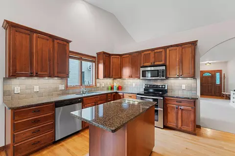Kitchen - 4732 N Providence Ave #301, Appleton, WI 54913 photo 3 of 4