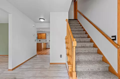 Entry Way - 547 Clay St, Wrightstown, WI 54180 photo 2 of 4