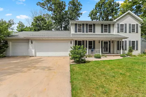 Exterior - 547 Clay St, Wrightstown, WI 54180 photo 2 of 25