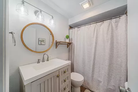 Bath - 2218 N Mcdonald St, Appleton, WI 54911 photo 1 of 1