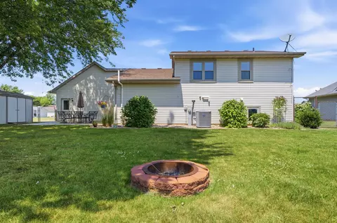 Exterior - w6741 Lydia Lane, Appleton, WI 54915 photo 5 of 8