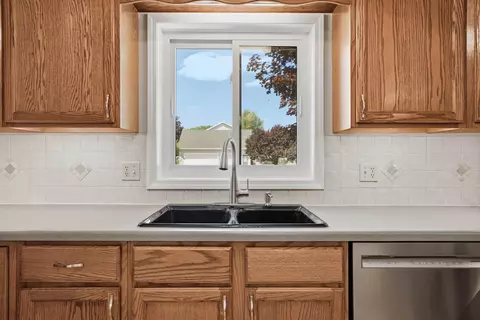 Kitchen - w6741 Lydia Lane, Appleton, WI 54915 photo 2 of 4