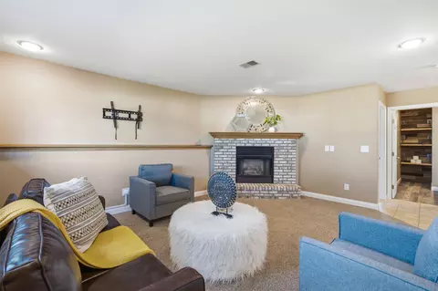 Living - w6741 Lydia Lane, Appleton, WI 54915 photo 6 of 6