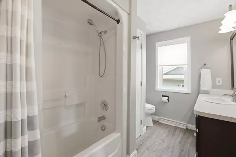 Bath - w6741 Lydia Lane, Appleton, WI 54915 photo 1 of 2