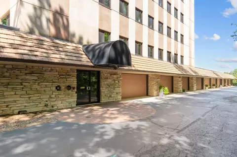 Exterior - 2631 Northern Rd #830, Appleton, WI 54914 photo 3 of 4