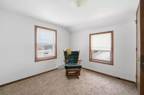 Bedroom - 1928 S Lawe St, Appleton, WI 54915 photo 5 of 7
