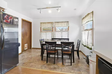Dining - 1928 S Lawe St, Appleton, WI 54915 photo 1 of 3