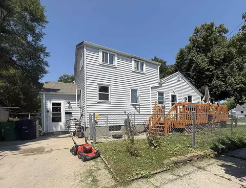 1031 Clay St, Green Bay, WI 54302