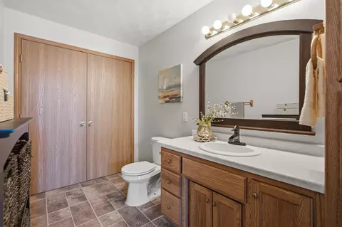 Bath - n9678 Hopfensperger Road, Appleton, WI 54915 photo 2 of 3