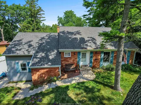 2859 St Ann Dr, Green Bay, WI 54311