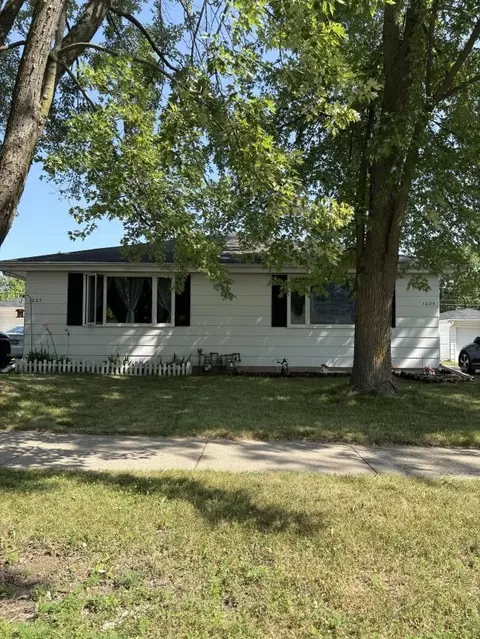 1025 Evans St, Neenah, WI 54956
