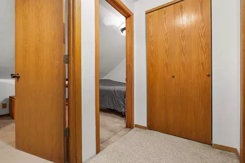 Entry Way - 1408 N Clark St, Appleton, WI 54911 photo 2 of 3