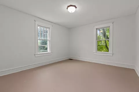 Bedroom - n341 Mayflower Road, Appleton, WI 54914 photo 1 of 9