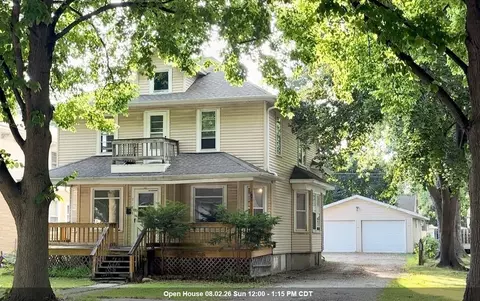 714 11th Ave, Green Bay, WI 54304