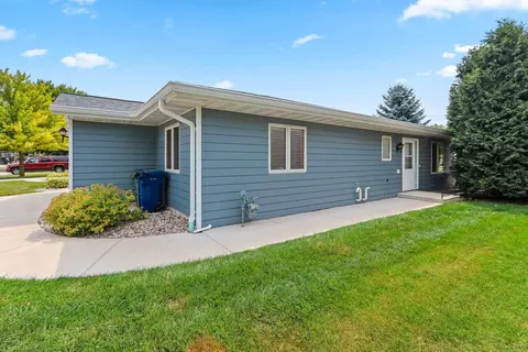 Exterior - 1051 Main St, Wrightstown, WI 54180 photo 15 of 20