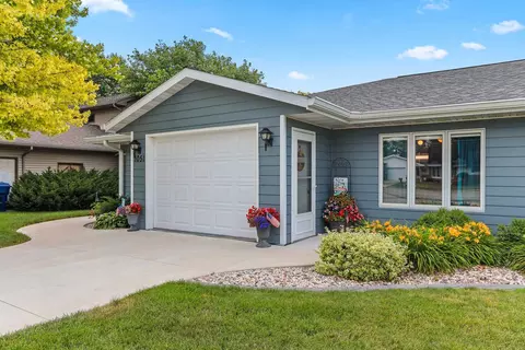 Exterior - 1051 Main St, Wrightstown, WI 54180 photo 2 of 20
