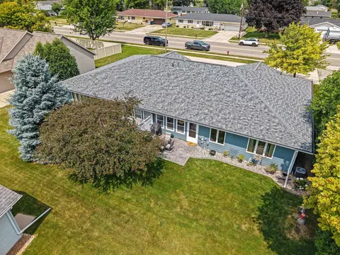 View/Area - 1051 Main St, Wrightstown, WI 54180 photo 5 of 13