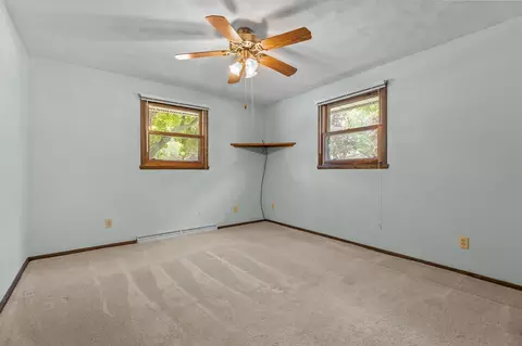 Bedroom - 1212 E Harding Dr, Appleton, WI 54915 photo 4 of 6