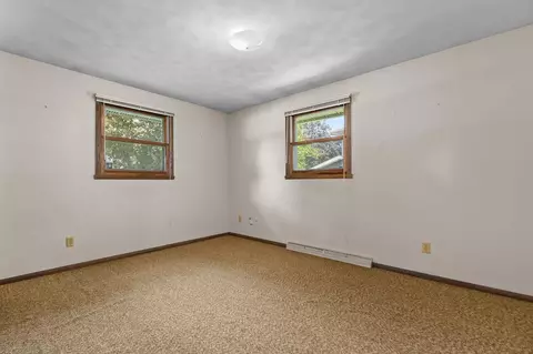 Bedroom - 1212 E Harding Dr, Appleton, WI 54915 photo 2 of 6